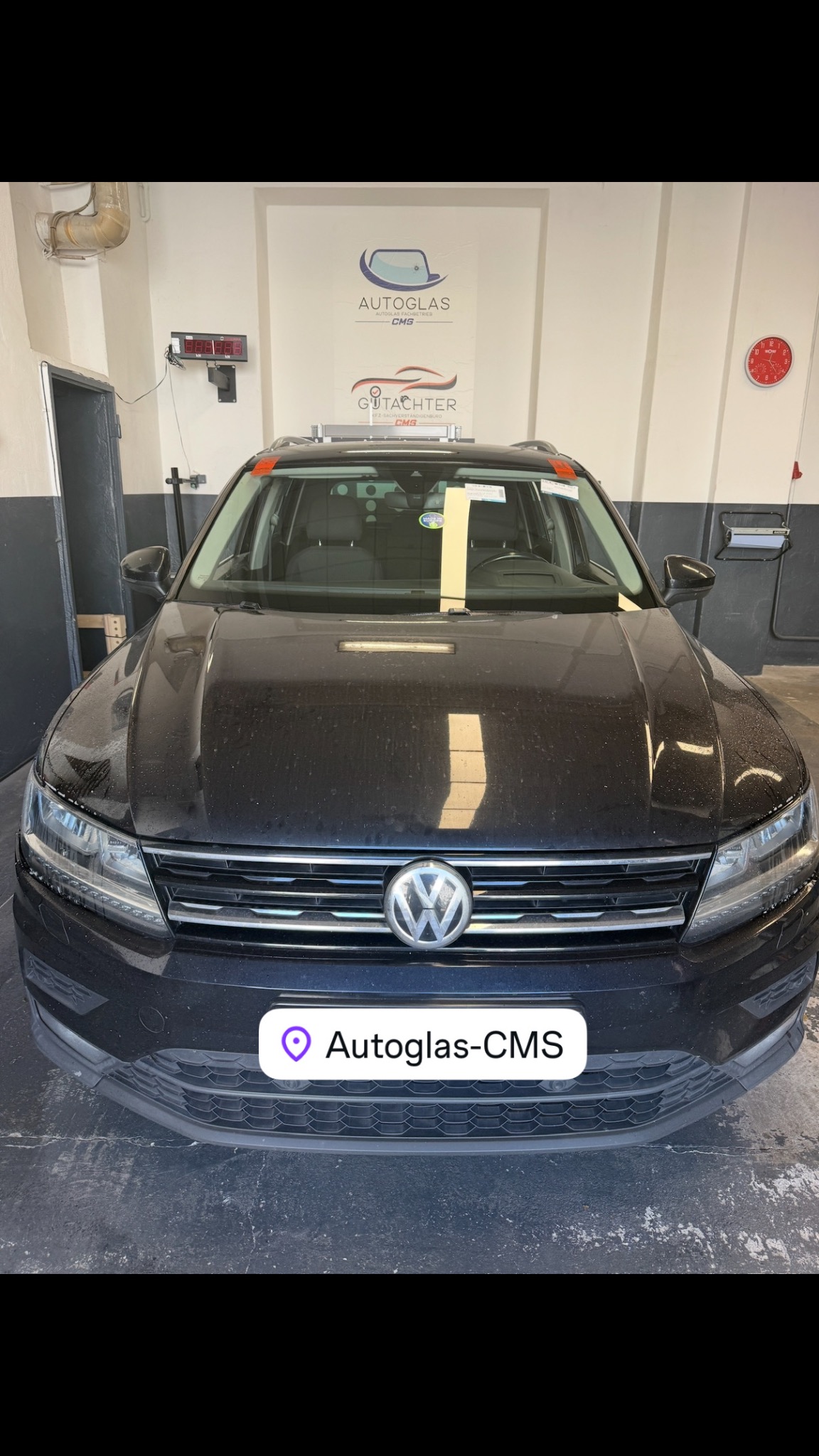 Volkswagen nach dem Frontscheibenservice